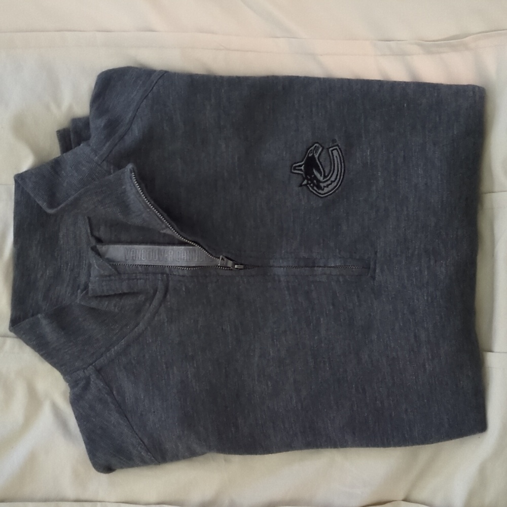 Vancouver Canucks Quarter Zip 🏒